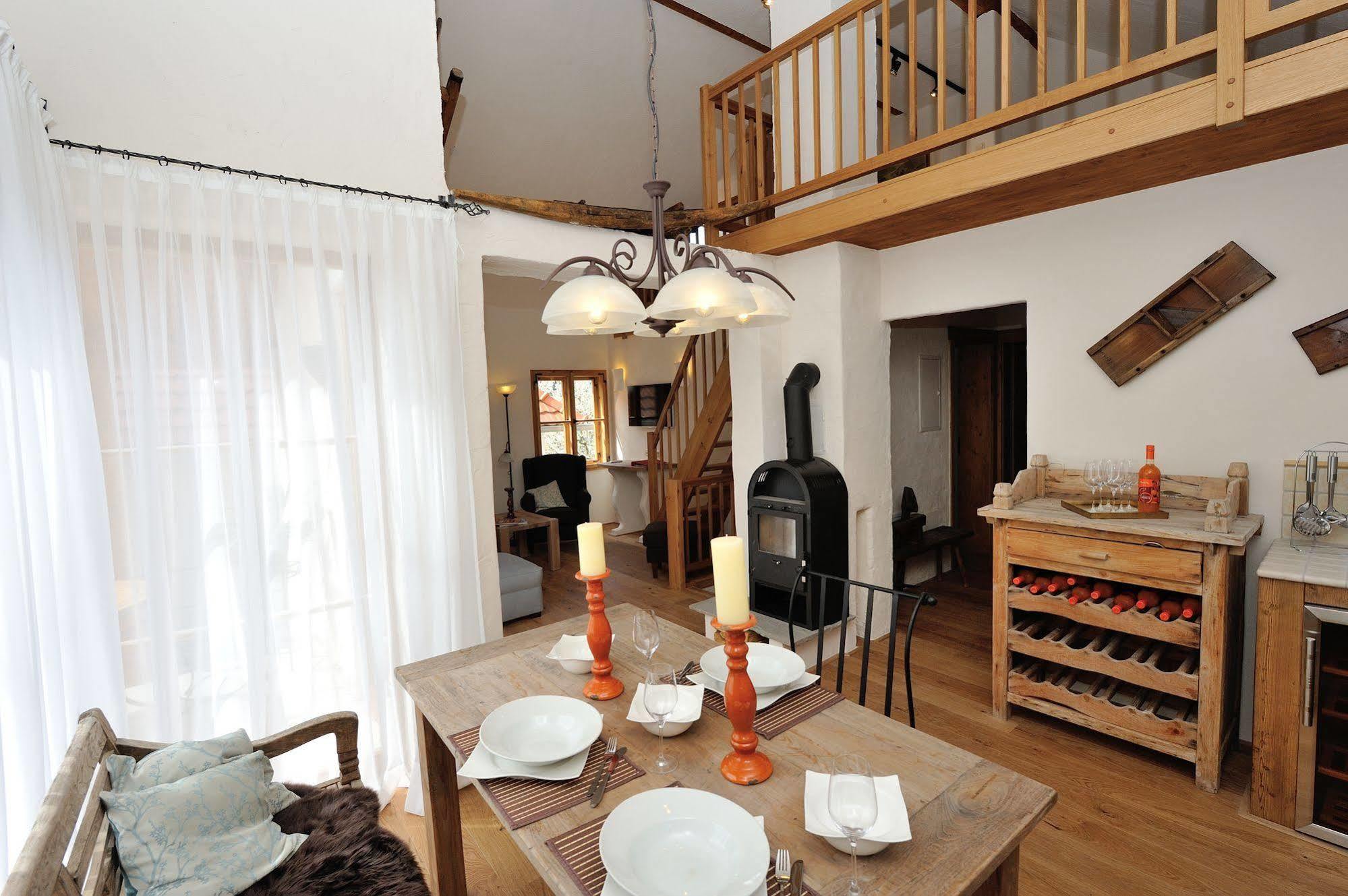 Heritage Apartment *